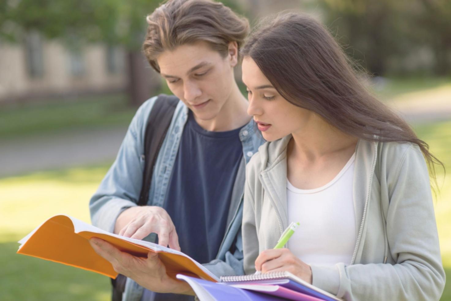 Strategi evaluasi perusahaan consumer goods menggunakan metode DCF